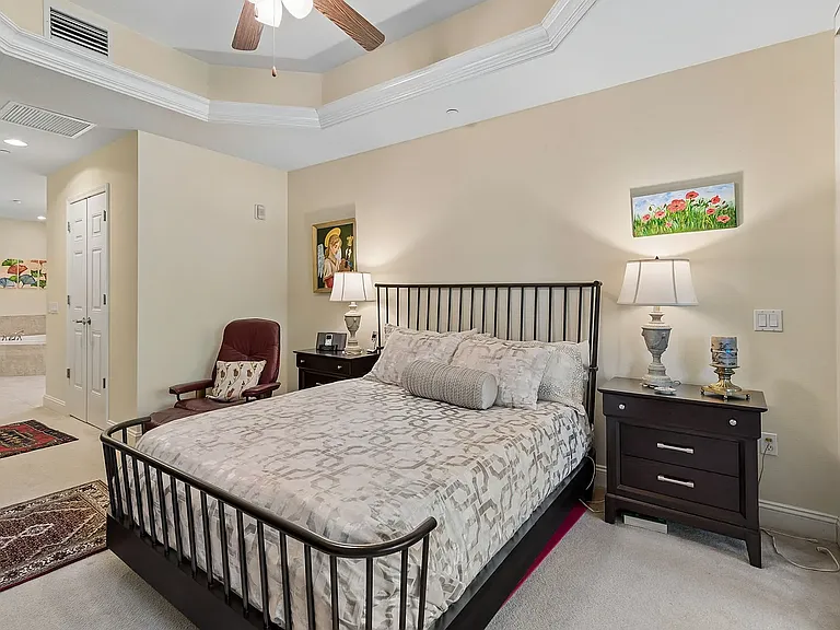 7702 Lake Vista Ct #202 — Photo 41