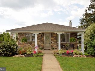 432 Volpe Rd, Plymouth Meeting, PA 19462