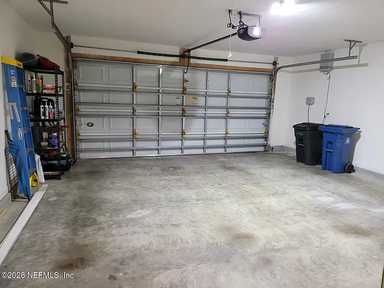 108 Findhorn Ct — Photo 44