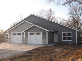 1507 4th St, Wamego, KS 66547