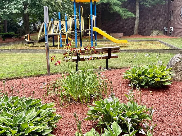 Rockledge — Photo 8