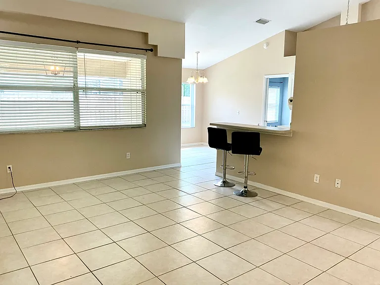 401 Harbour Lights Dr — Photo 45
