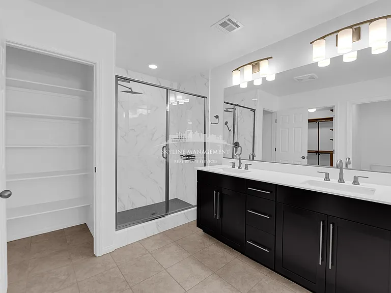4066 Painted Lady Ave — Photo 32