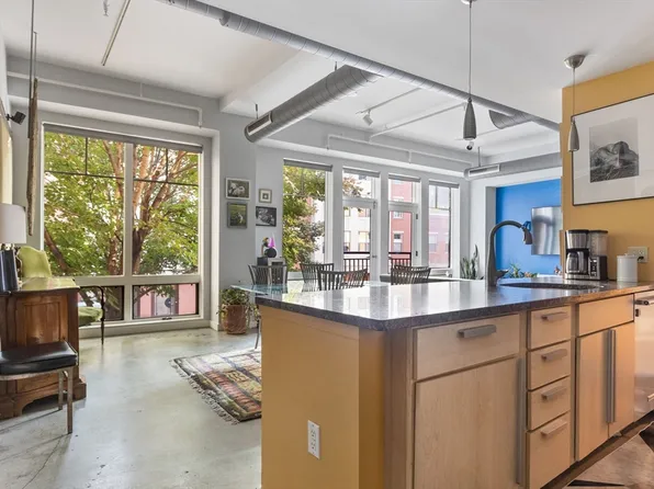 139 E Berkeley St APT 202, Boston, MA 02118
