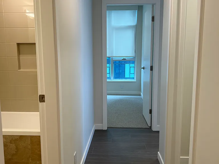 2108 Gilmore Ave — Photo 14