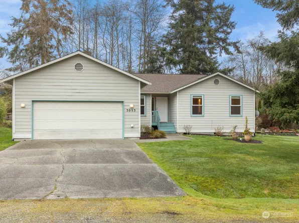 5053 Chipshot Way, Freeland, WA 98249