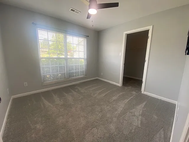1024 Willow Creek Cir — Photo 17