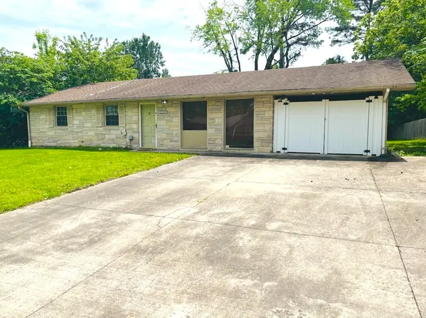 1709 W Sunset Dr, Carbondale, IL 62901