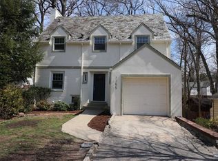 1155 Sussex Rd, Teaneck, NJ 07666