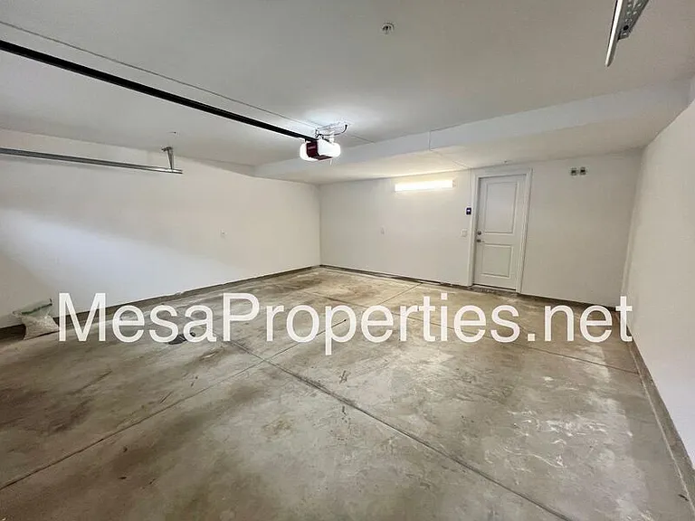 16408 Valencia Ave #311 — Photo 37