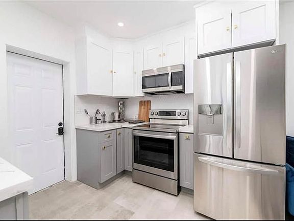 2nd image of 2541 NE 181st St #D