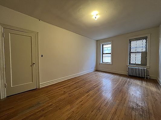 5th image of 850 E 31st St #B1