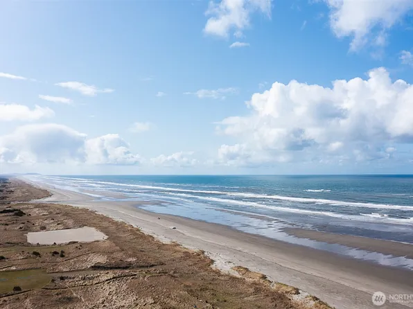 623 338th Place, Ocean Park, WA 98640