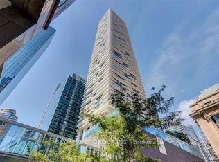 100 Harbour St #2904, Toronto, ON M5J 0B5