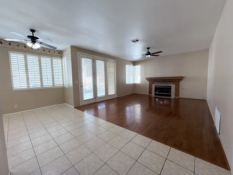 7620 Marluna Ct — Photo 15
