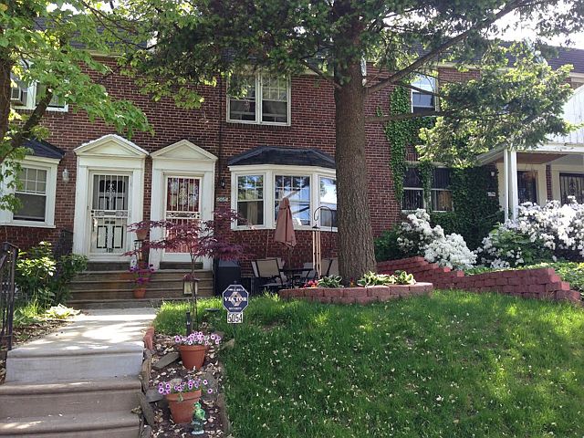 Open House Sat 01/09 1-3:00 