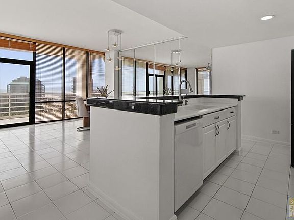 5th image of 1000 Padre Blvd #909