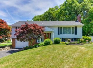 8 Makechnie Rd, Burlington, MA 01803