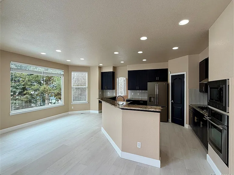 22163 E Rowland Pl — Photo 11