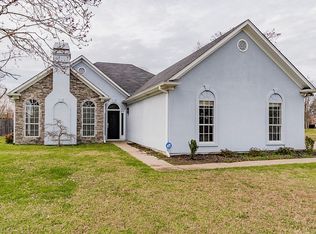 211 Lees Cv, Helena, AL 35080