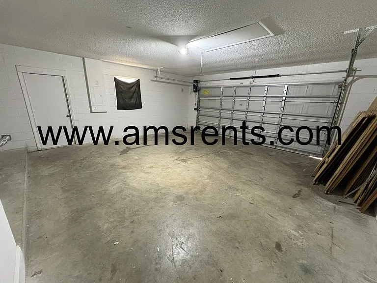 1080 Hali Ridge Ct — Photo 11