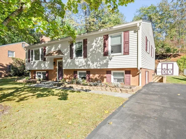 5523 Cynthia Dr, Roanoke, VA 24018