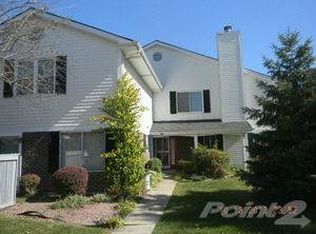 15 Red Barn Rd #2, Matteson, IL 60443