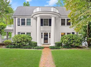 39 Walworth Ave, Scarsdale, NY 10583