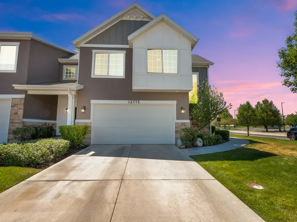 12772 Village Creek Dr, Riverton, UT 84065