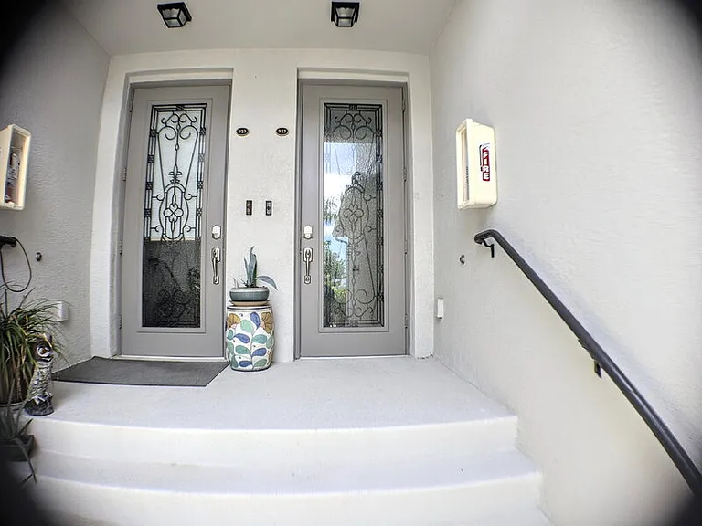 923 Tidewater Shores Loop — Photo 4