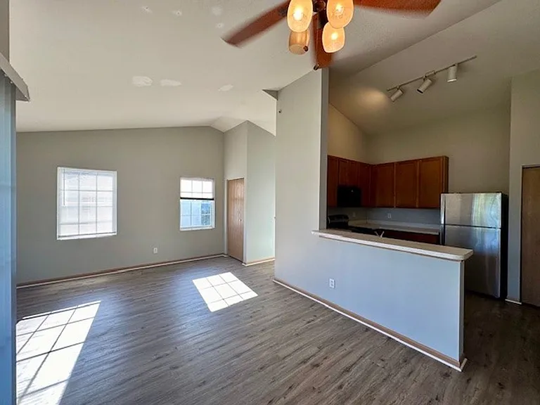 146 Bertram Dr #I — Photo 5