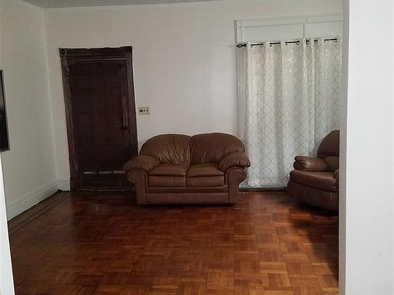 4th image of 232 Wilkinson Ave