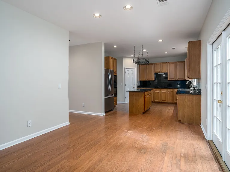 174 Ennisbrook Dr SE — Photo 13