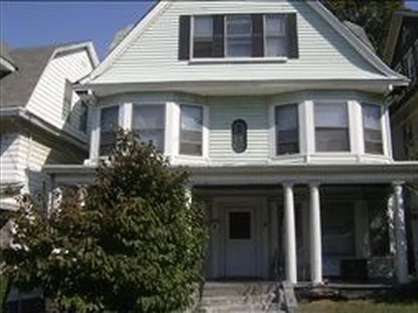 489 Conover Ter, Orange, NJ 07050