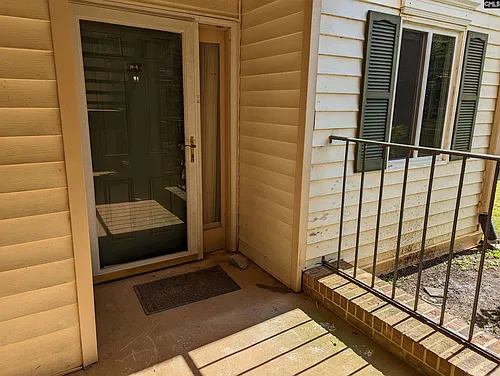 1208 Bush River Rd Photo 1