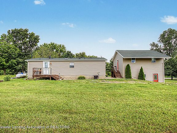 3rd image of 10840 E Barnum Rd