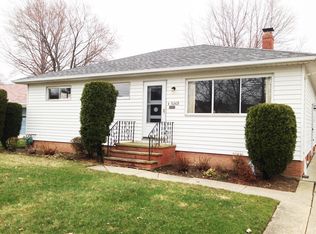 30408 Arnold Rd, Eastlake, OH 44095