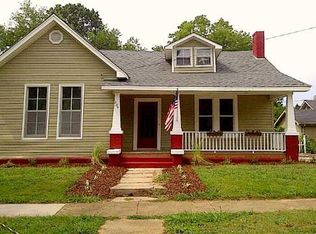 206 W 1st St, Tuscumbia, AL 35674