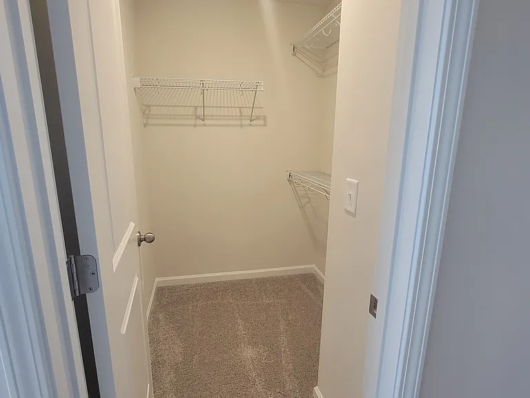 5250 Brailey Cir — Photo 13