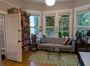 527 Malden Ave E APT 1, Seattle, WA 98112