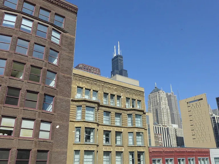 537 S Dearborn Terminals Building — Photo 18