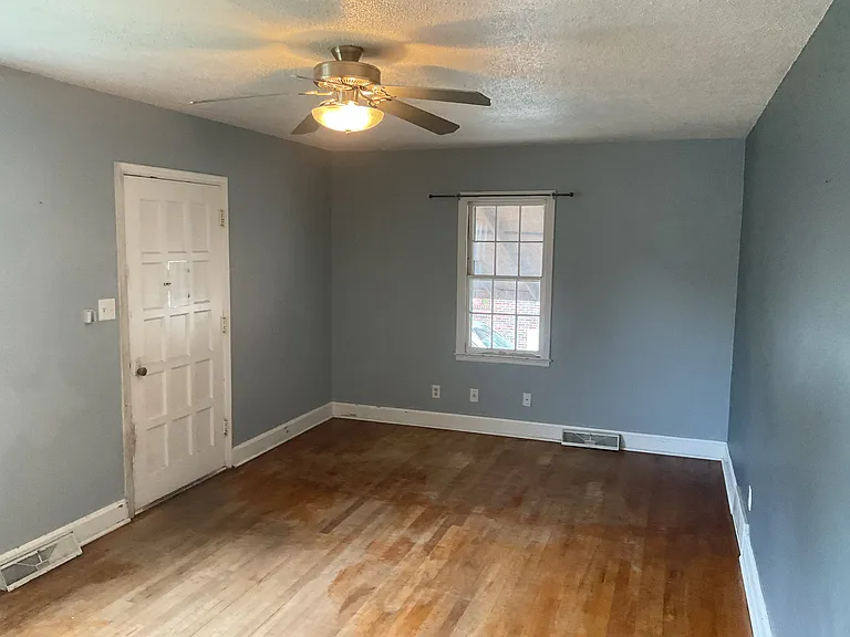820 W 2nd St #816 — Photo 13