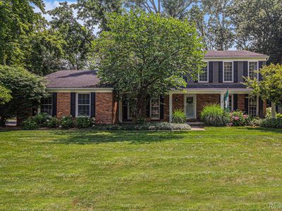 1367 Chestnut Ln, Rochester Hills, MI, 48309
