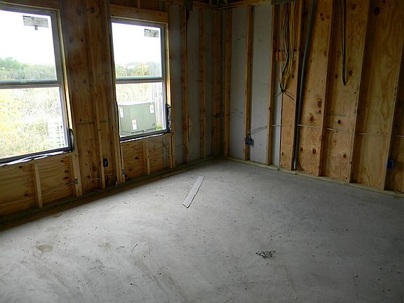 5th image of 12839 Souris Valley Ln