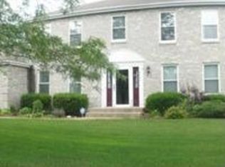 6450 Barrick Dr, Rockford, IL 61114