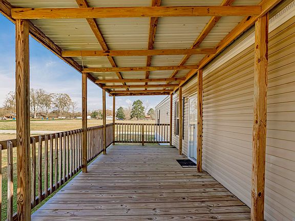 5th image of 3889 Oakland Rd