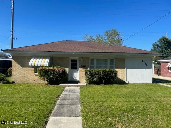 1386 Brister Pl, Biloxi, MS 39530