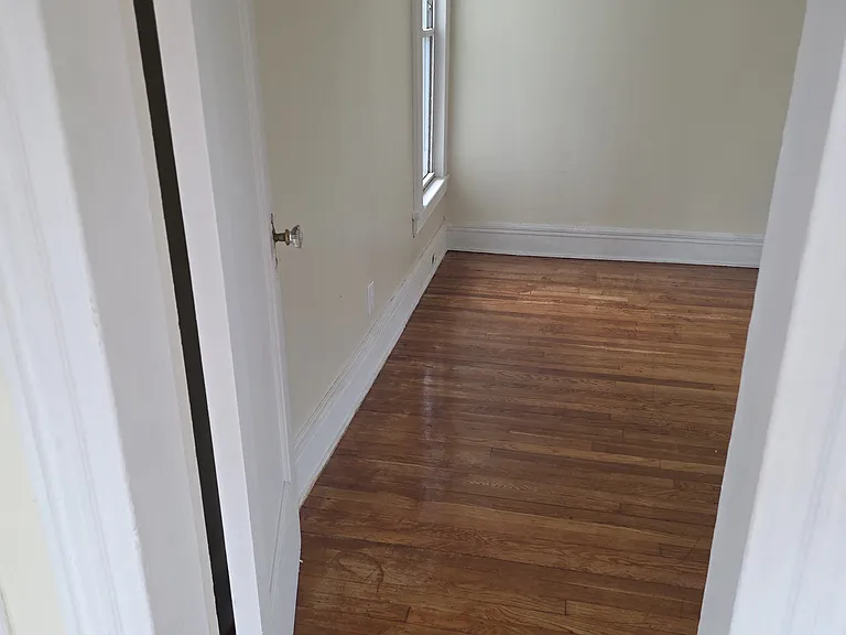 769 Beechwood Ave #2 — Photo 16
