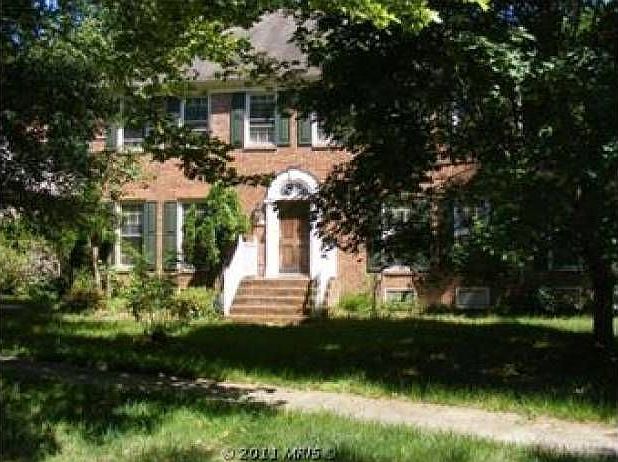 2nd image of 4701 Silverbrook Way
