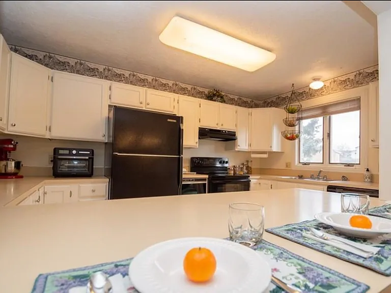 6187 S 45 E — Photo 5